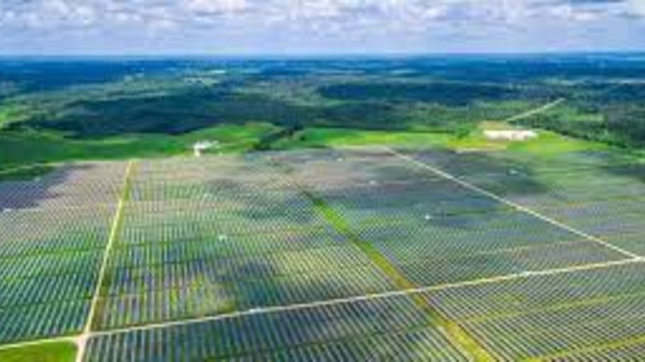 Engie conclui compra de usinas solares da Atlas, por R$ 3,2 bilhões