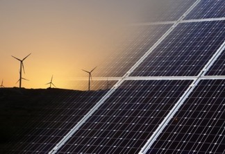 Europa aprova primeira etapa para acelerar licenciamento de novas usinas renováveis