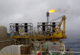 Estoque de petróleo nos EUA recua 5,2 milhões de barris