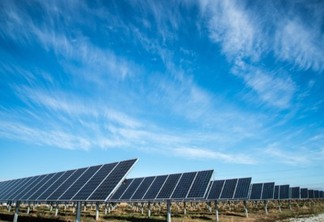 CBA entrega 70 toneladas de estruturas fotovoltaicas no Mato Grosso do Sul