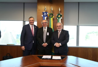 Casa dos Ventos, Petrobras e TotalEnergies assinam acordo para renováveis e hidrogênio