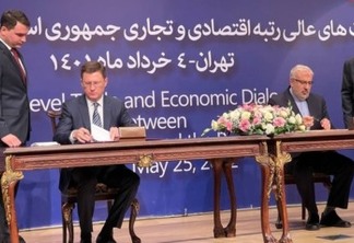 Rússia e Irã assinam acordo para setor petroquímico