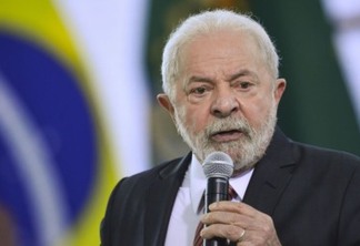 O presidente, Luiz Inácio Lula da Silva, durante encontro com dirigentes de centrais sindicais, no Palácio do Planalto.
