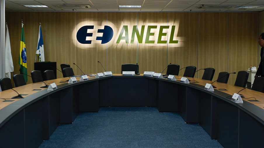 Aneel retoma reuniões com pauta de revisão tarifária, usina do PCS, PIX e desligamento de agentes