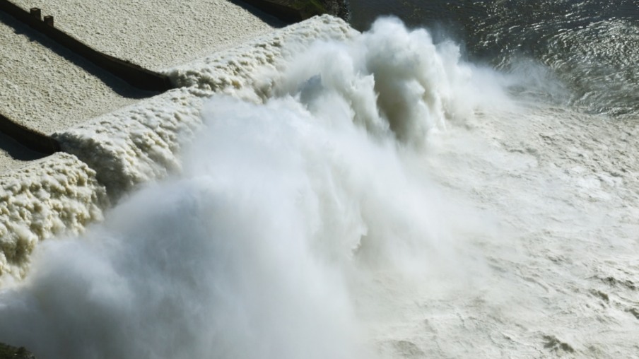 MME revoga portaria com revisão de garantia física de hidrelétricas