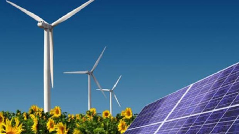CCEE projeta investimento de R$ 34 bilhões em novos parques eólicos e solares até 2026