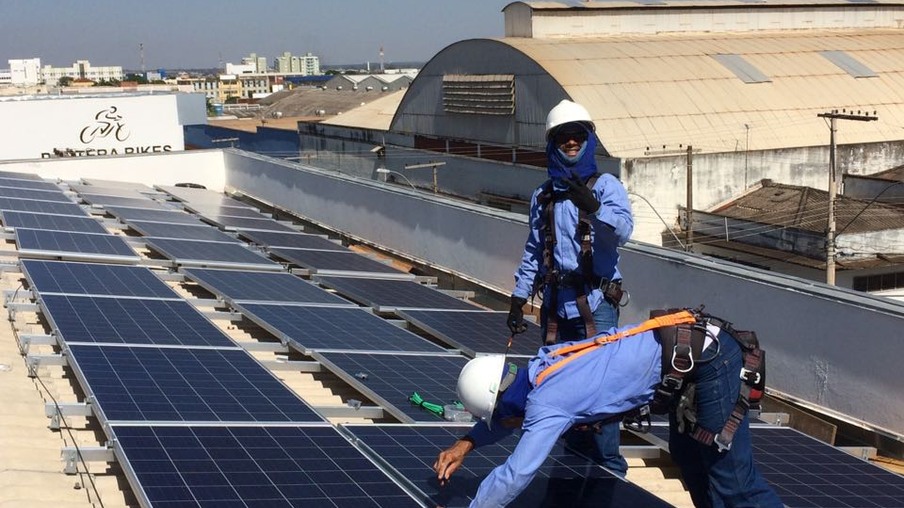 BNDES aprova financiamento de R$ 28 milhões para projeto solar da Copacol no PR