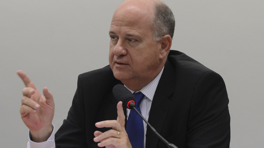 Brasília – O secretário-executivo do Ministério de Minas e Energia, Márcio Zimmermann, participa de audiência na Comissão de Minas e Energia da Câmara sobre o sistema elétrico brasileiro (Antonio Cruz/Agência Brasil)