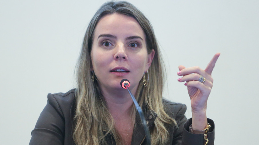 Renata Isfer assume presidência-executiva da Abiogás