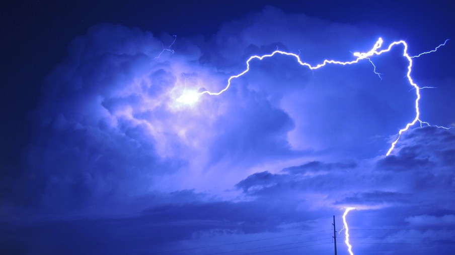 'Tempestade perfeita' gera incerteza inédita no cenário de preços de energia