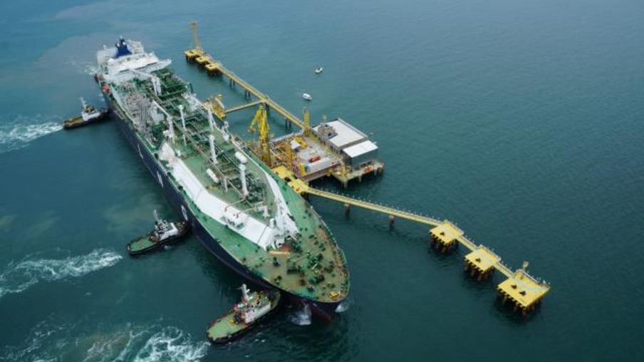 Petrobras confirma pré-qualificação de 12 empresas para nova licitação de terminal de GNL na Bahia