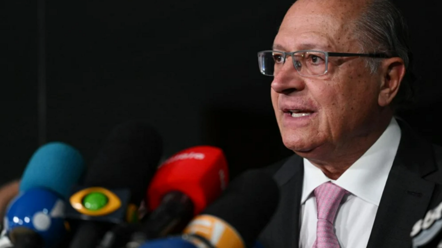 SAF para transição energética será produzido pelo Brasil e EUA, diz Alckmin