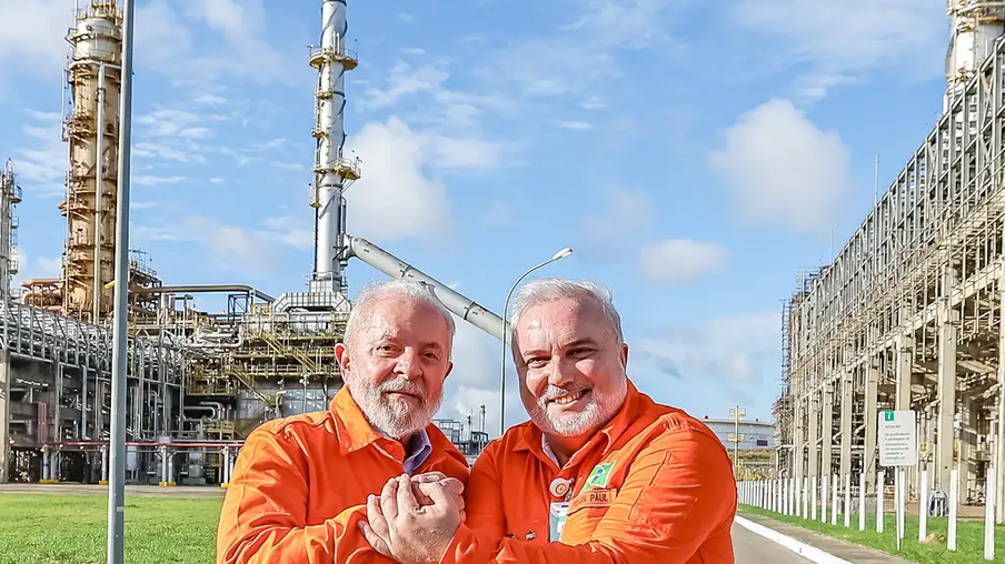 Lula diz que Rnest vai faturar US$ 100 bi/ano e que “país não será exportador de hidrogênio”
