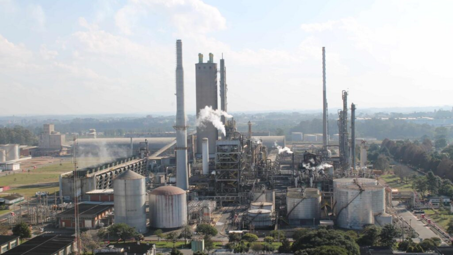 Petrobras aprova retorno de atividades de fábrica de fertilizantes no Paraná